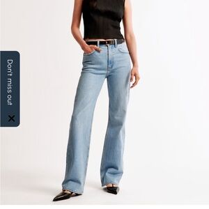 Abercrombie & Fitch The 90’s Relaxed High Rise Jean